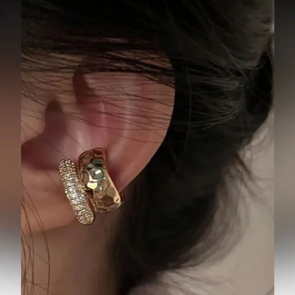 Gold Textured cuff Earrings N1156